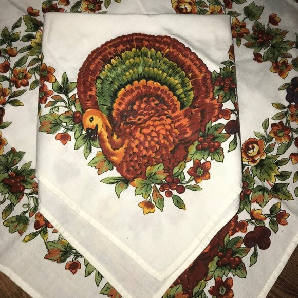 Thanksgiving Napkins Serviettes Cotton Set of 4 - Picture 1 of 4